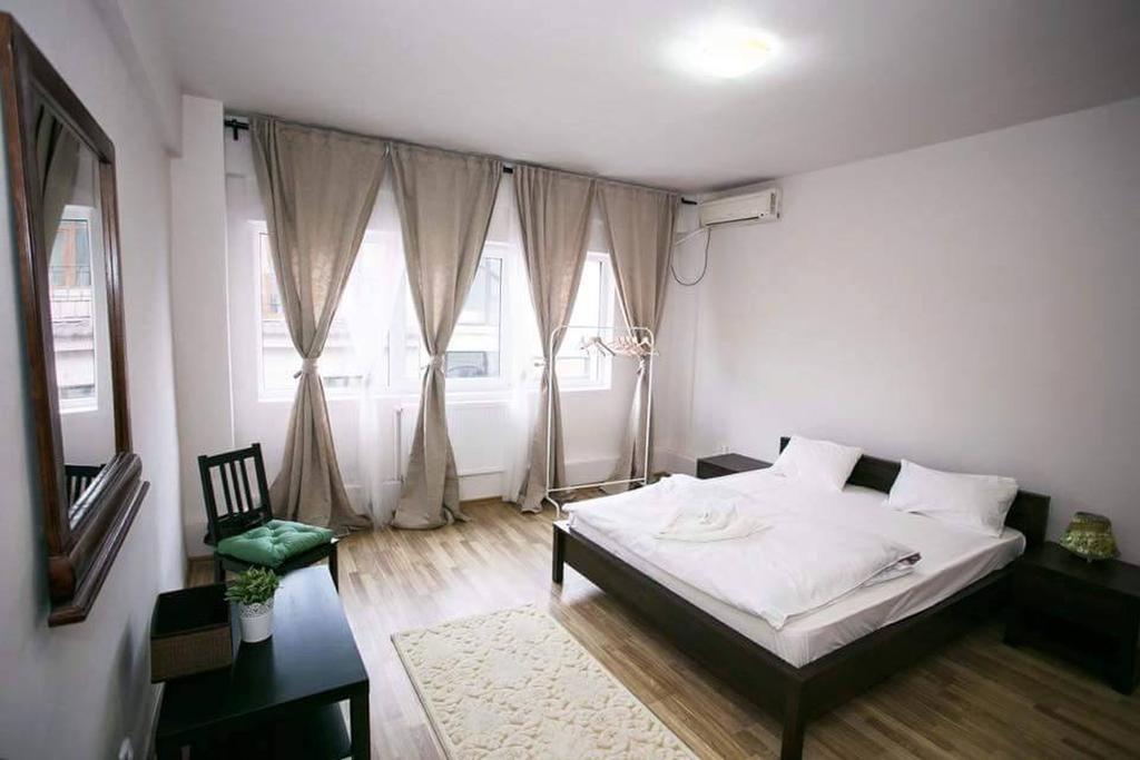 Vogue Hostel Bukarest Værelse billede